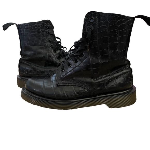 Dr. Martens Black Pascal Croco Embossed Boots ~ Size US 6 - Picture 12 of 12
